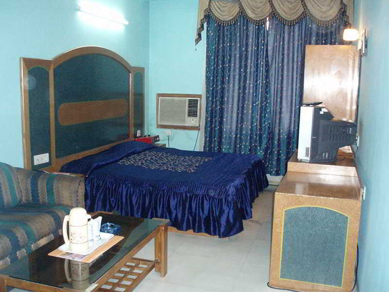 Fabhotel Ashu Palace Karol Bagh Delhi  Zimmer foto